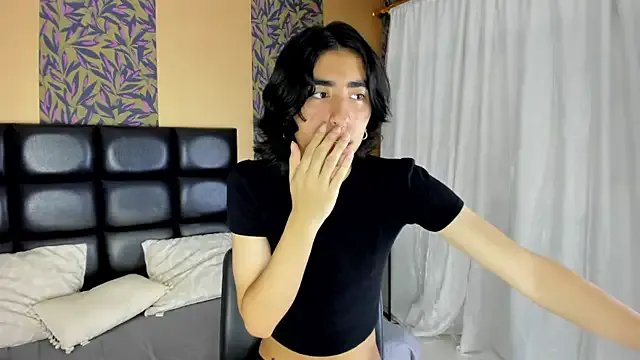 ryo_light from StripChat