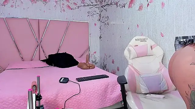 SafiroAgataaa from StripChat