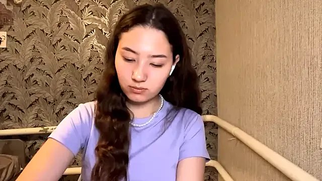 Sakuravice from StripChat