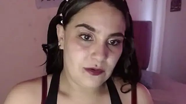 Salma_deep from StripChat