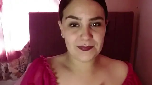 Salma_deep from StripChat