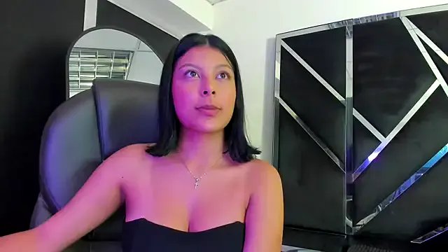 Salmaportman69 from StripChat