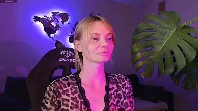 Sam_Klaus from StripChat