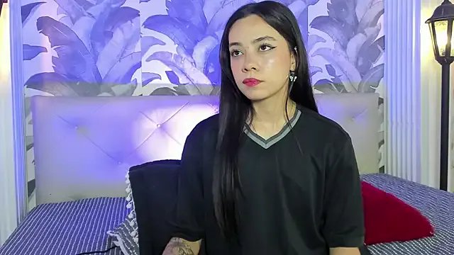 Sami_Evanns from StripChat