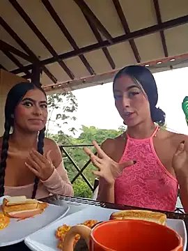 SAMY_AND_ARI