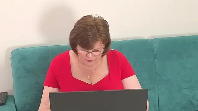 Sandra_Sunrise from StripChat