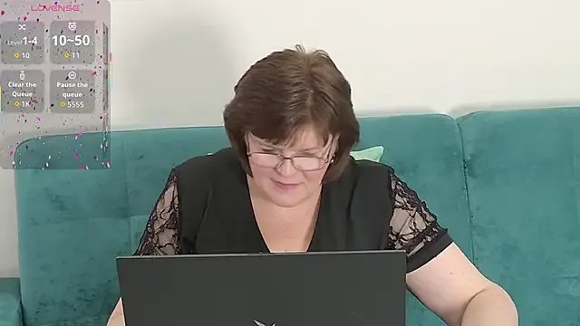 Sandra_Sunrise from StripChat