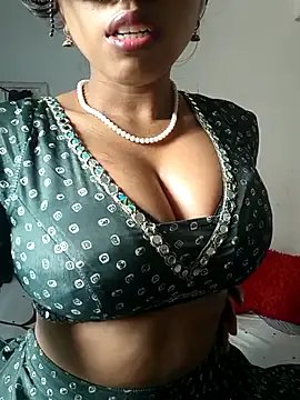 sandy_naughty from StripChat