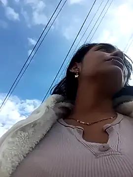 Sara-77 from StripChat