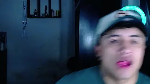  sara_and_jhon chat room