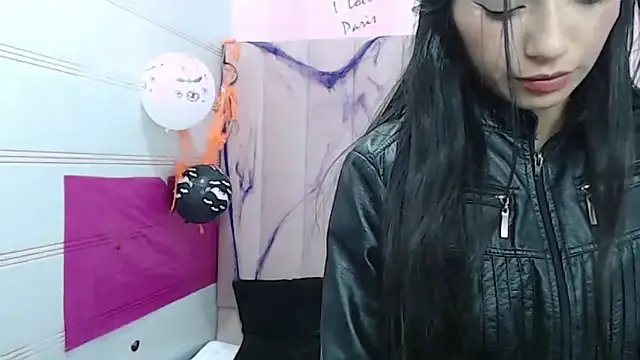 sara_caplerx from StripChat