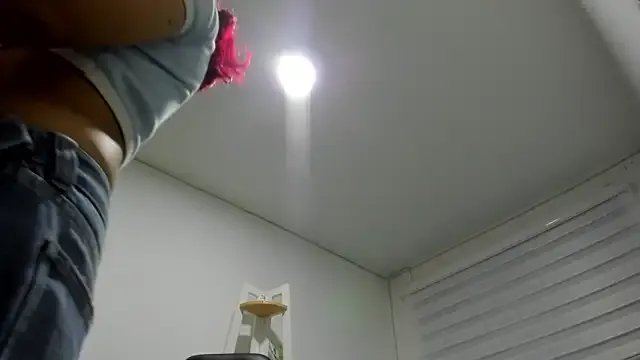 Sara_Red_X