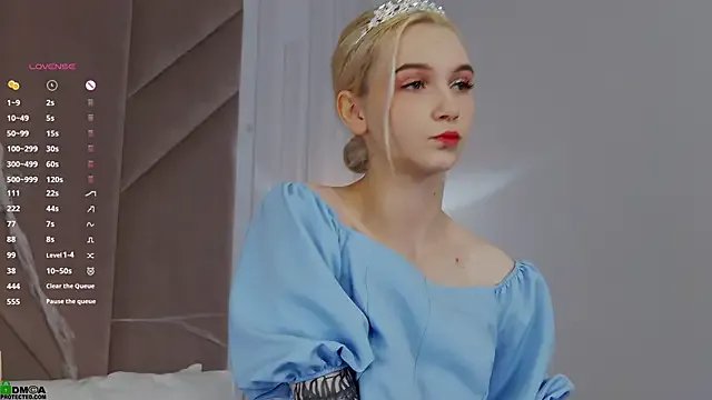  SaraHearts chat room