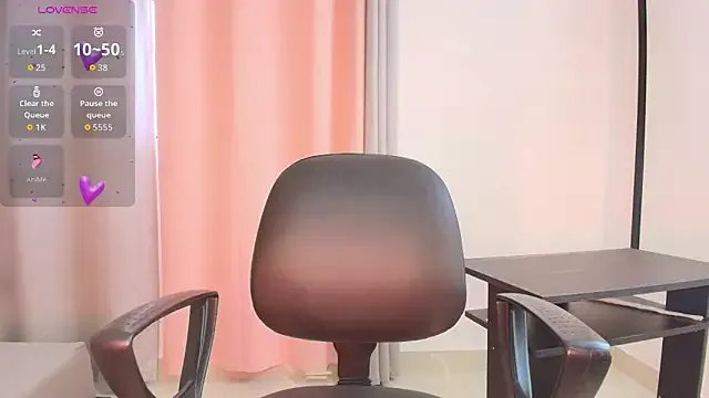  saray_reesee chat room