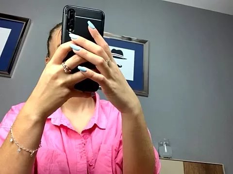 SashaJade_ from StripChat