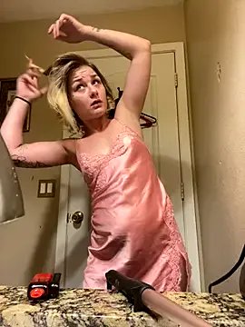 Savage_Barbie from StripChat