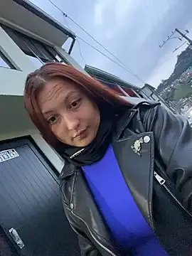 Scarlet_auraa