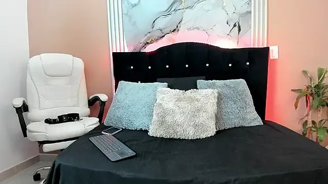  Scarlet_vibe07 chat room