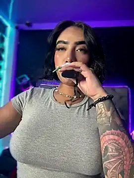  Scarlett-LS chat room