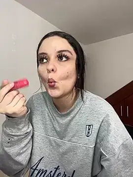  Selena_Roa chat room