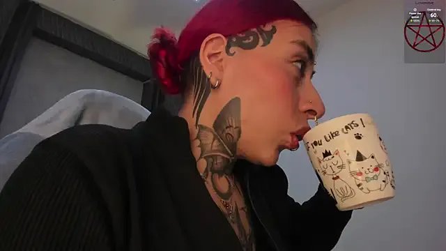 selene_red_ from StripChat