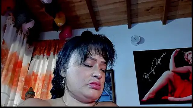 seleneh from StripChat