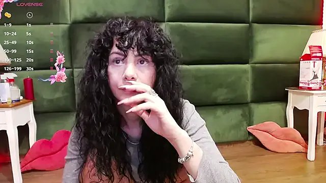 SelenSummer from StripChat