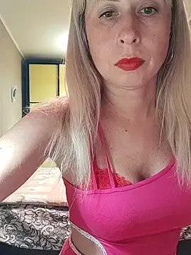 SelinaLovqx from StripChat