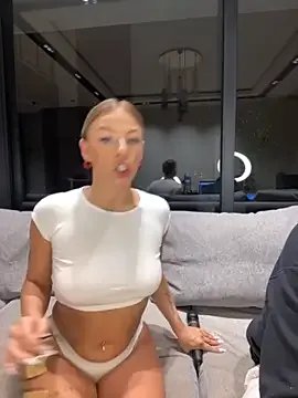 SexOnMyLvL from StripChat