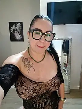 SEXY-ZOE photo 3