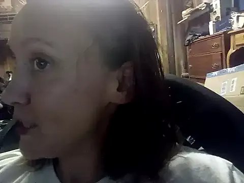 SexyB214 from StripChat