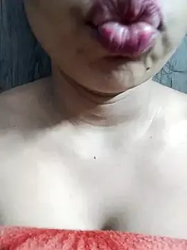 shalini_fire from StripChat