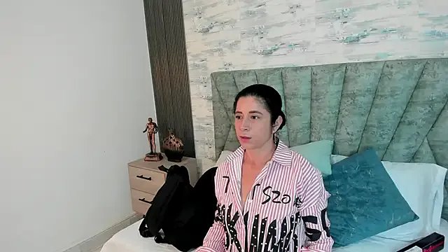 ShanelEvans from StripChat