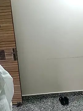 Shanu_Shah from StripChat