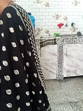 Shanu_Shah from StripChat