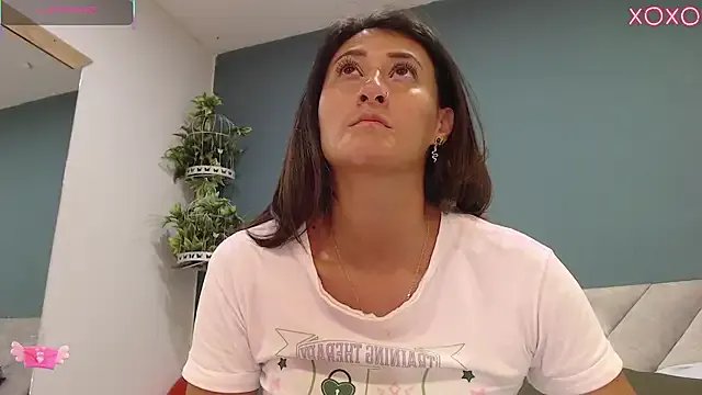 SharisWillian from StripChat