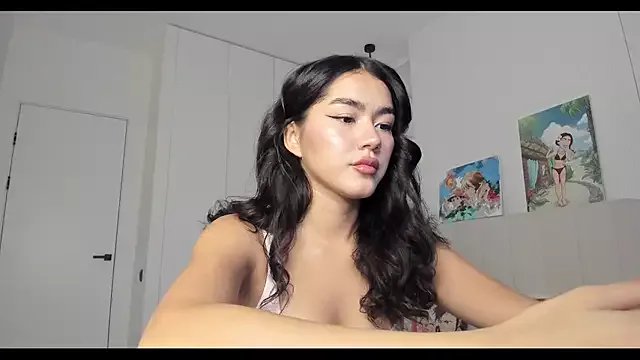 Shineel from StripChat