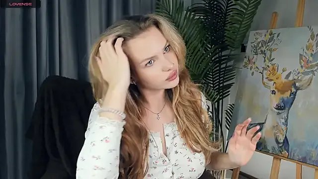 SilentHowl from StripChat