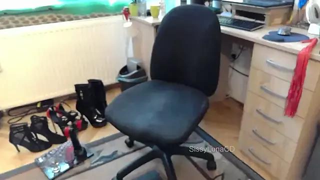 SissyLunaCD from StripChat