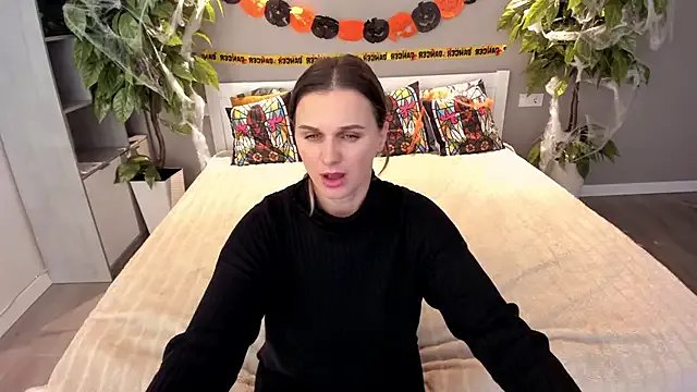 SofiSoft from StripChat