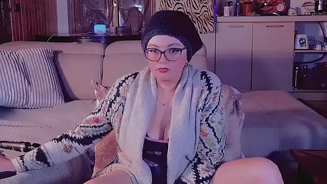 sola1213 from StripChat