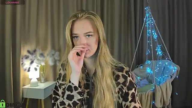 Stacy_River from StripChat