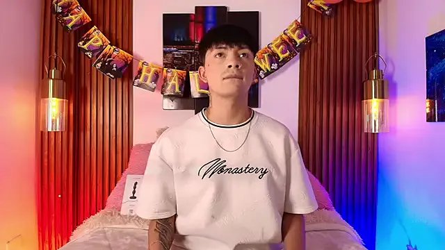 Steev_Novoa from StripChat