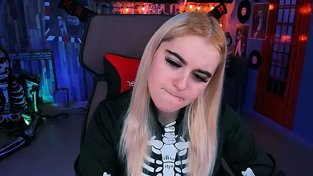 Stef_Nicks from StripChat