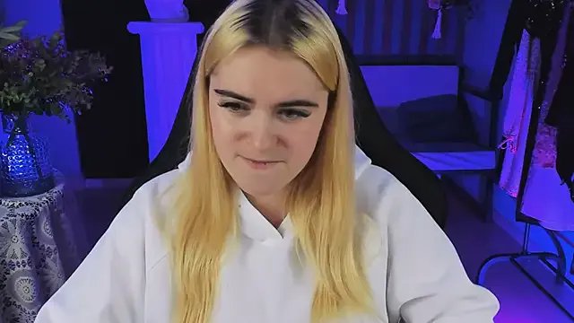 Stef_Nicks from StripChat