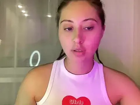 StellarAlice from StripChat