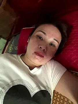 Suna-ny from StripChat