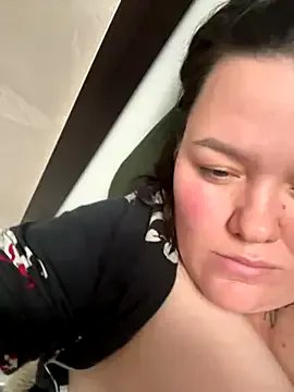 SunnyLeila2101 from StripChat