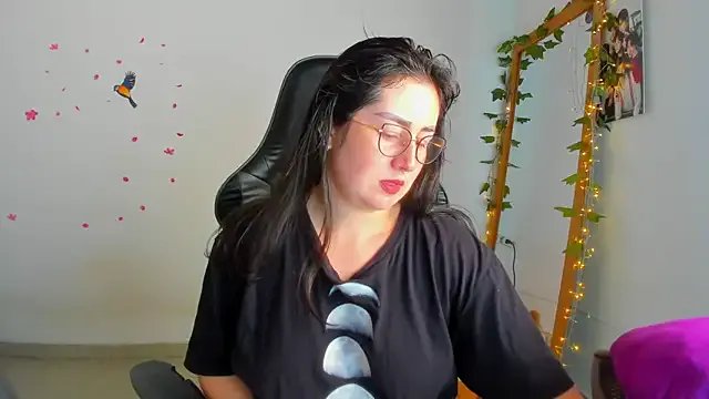 Susan_Foxx from StripChat