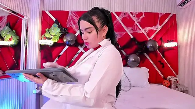 SusanCouper from StripChat